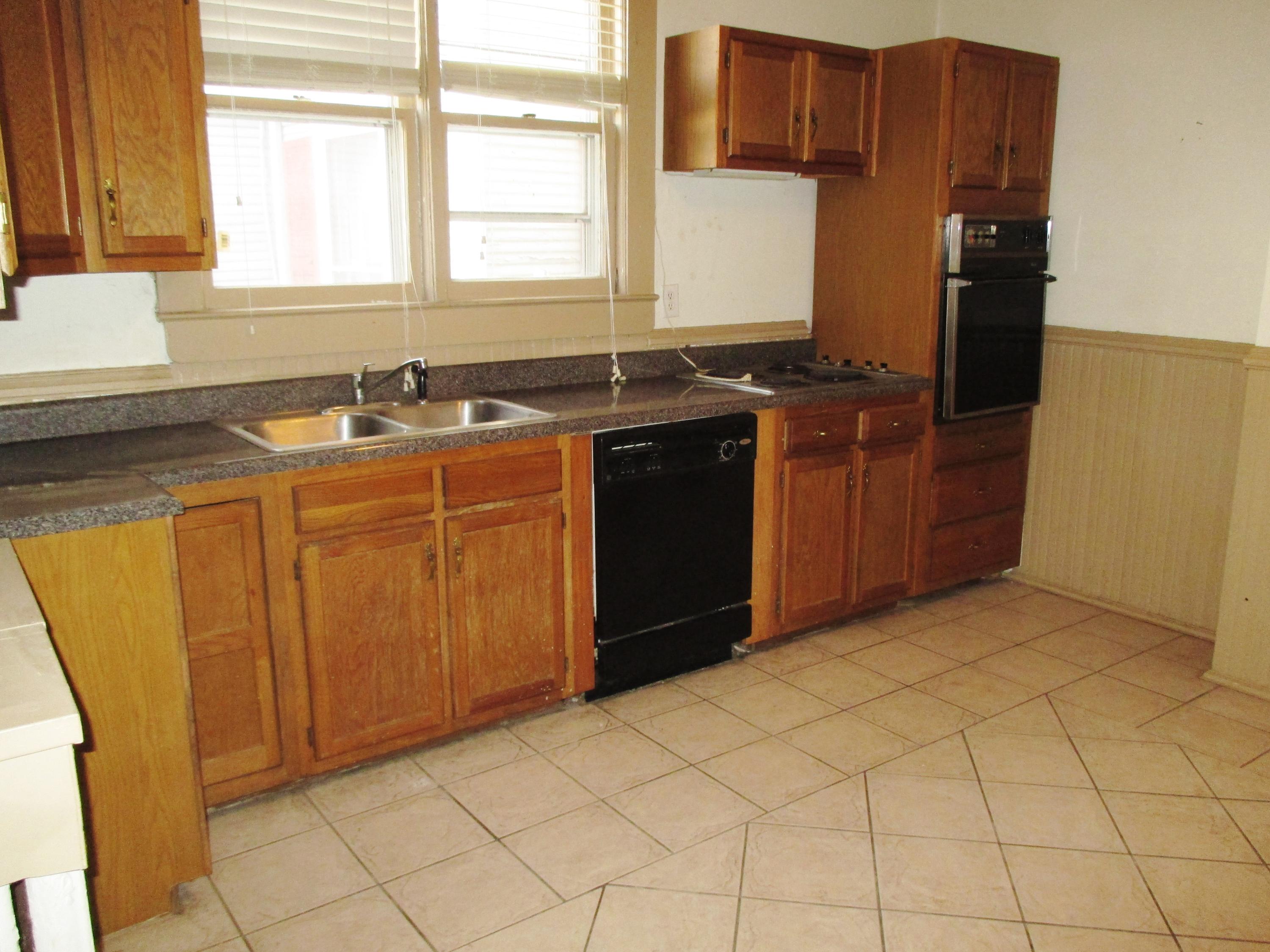 1313 Maple Avenue Southwest Roanoke, VA 24016 - Photo 12 of 27 MA5