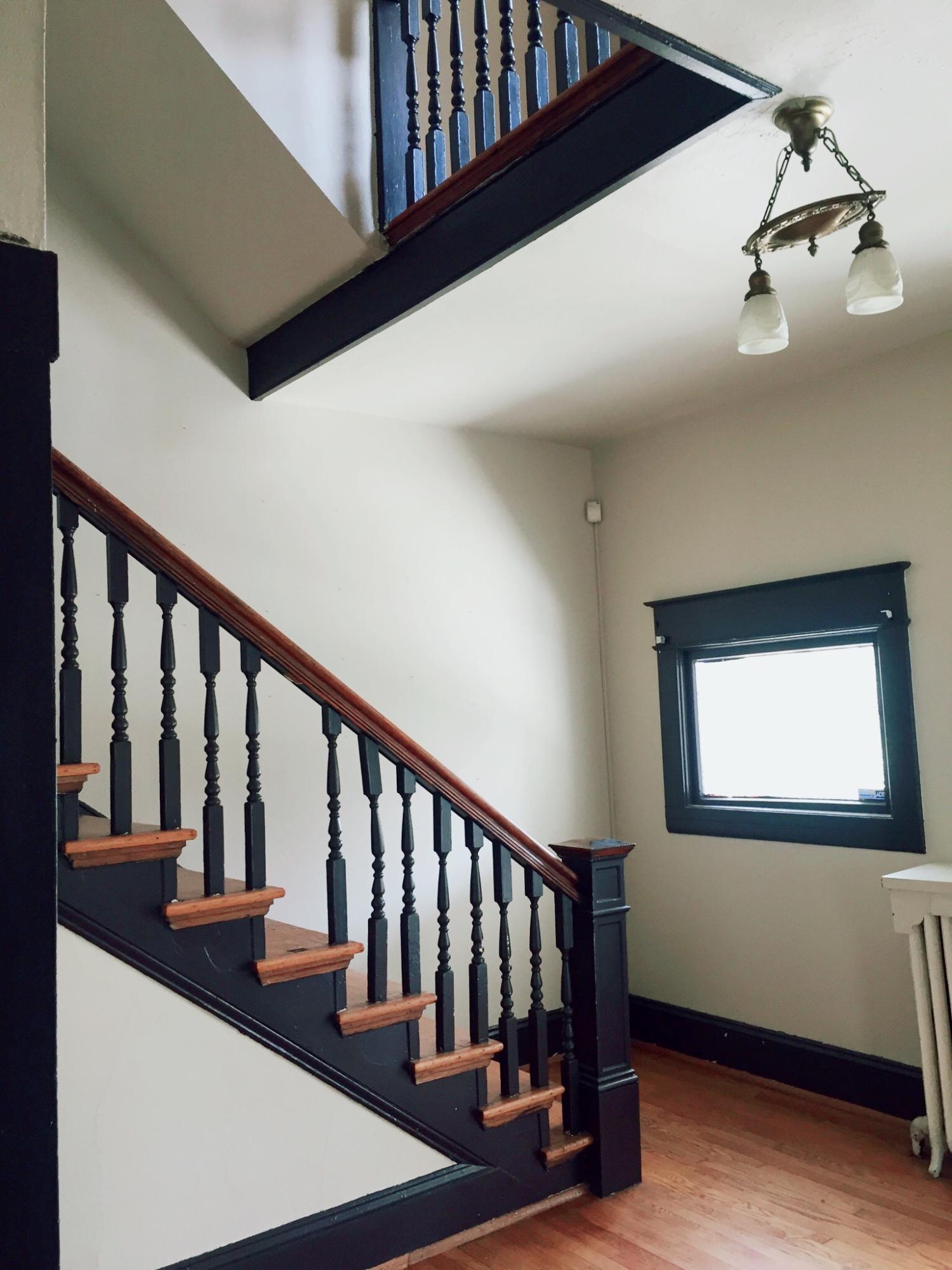 1313 Maple Avenue Southwest Roanoke, VA 24016 - Photo 18 of 27 Staircase Balcony