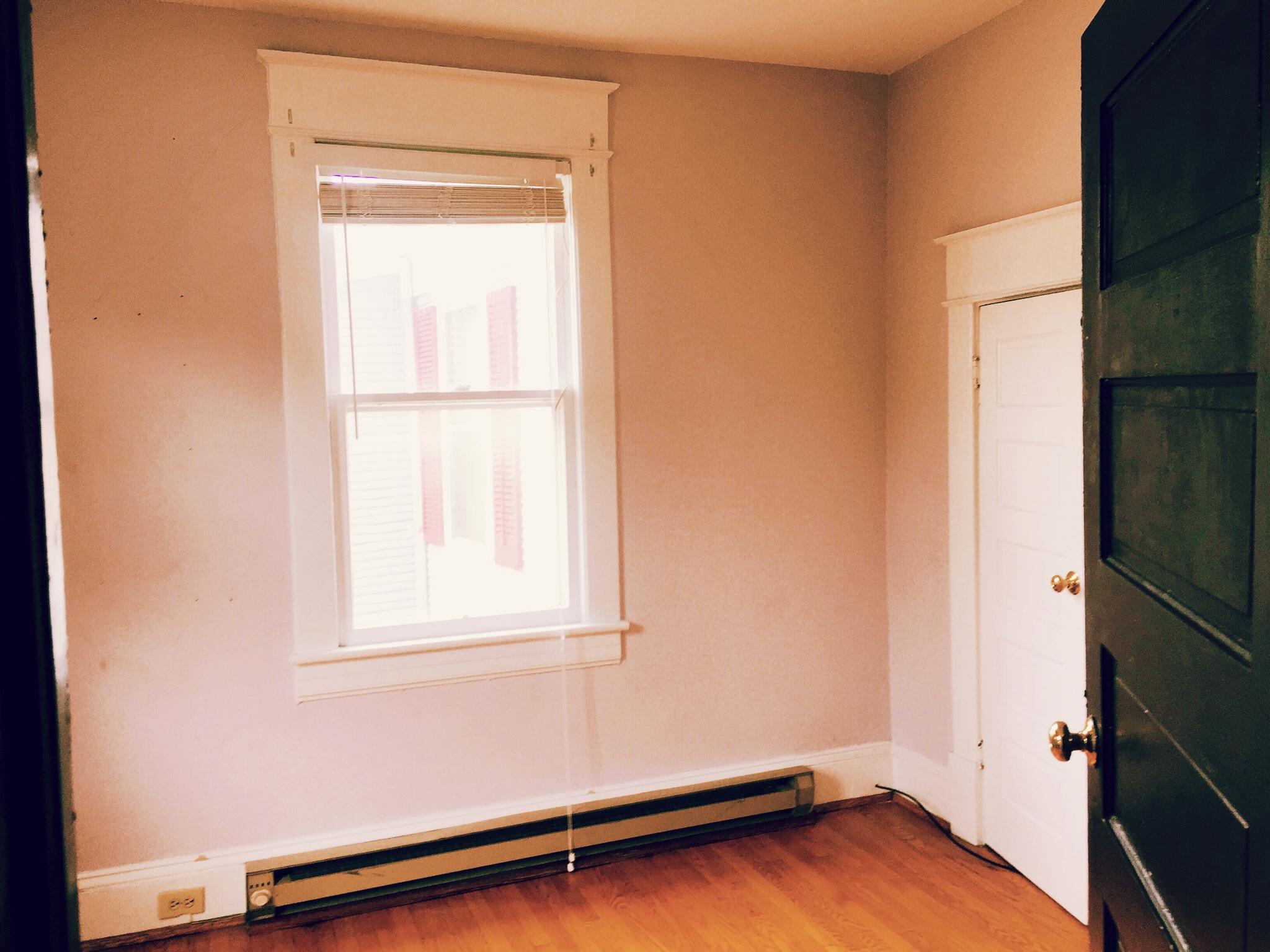 1313 Maple Avenue Southwest Roanoke, VA 24016 - Photo 22 of 27 Bedroom 3