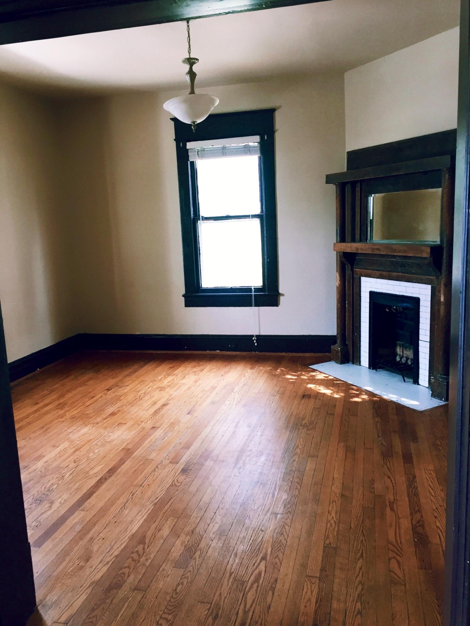1313 Maple Avenue Southwest Roanoke, VA 24016 - Photo 5 of 27 Dining Room