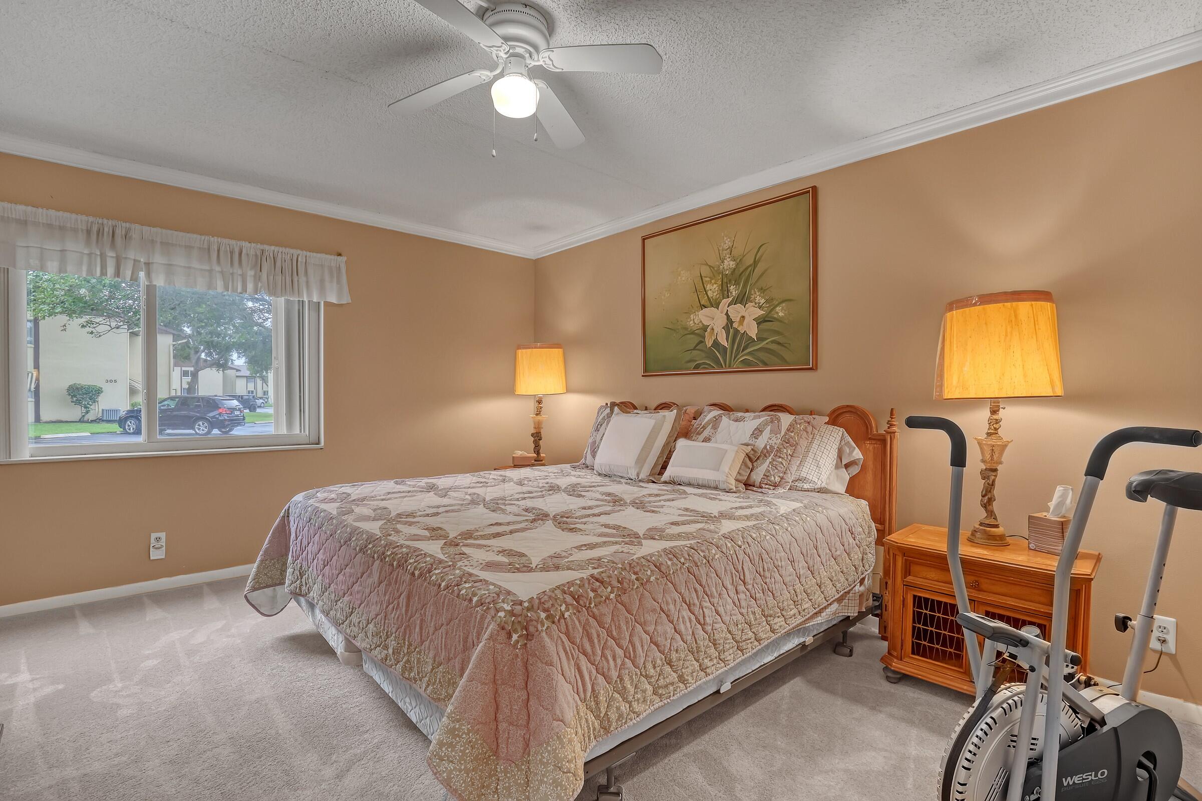 337 Pine Ridge Circle, Unit A1 Greenacres, FL 33463 - Photo 18 of 40 Image00017