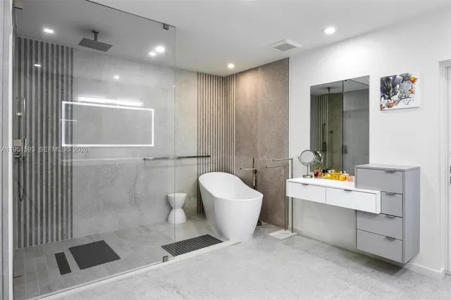 $30,000 | 4144 Pinta Court, Coral Gables, FL 33146