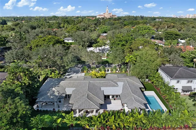 $30,000 | 4144 Pinta Court, Coral Gables, FL 33146