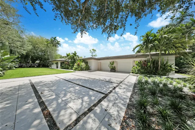 $30,000 | 4144 Pinta Court, Coral Gables, FL 33146