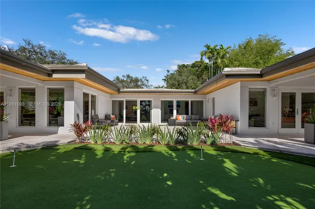 $30,000 | 4144 Pinta Court, Coral Gables, FL 33146