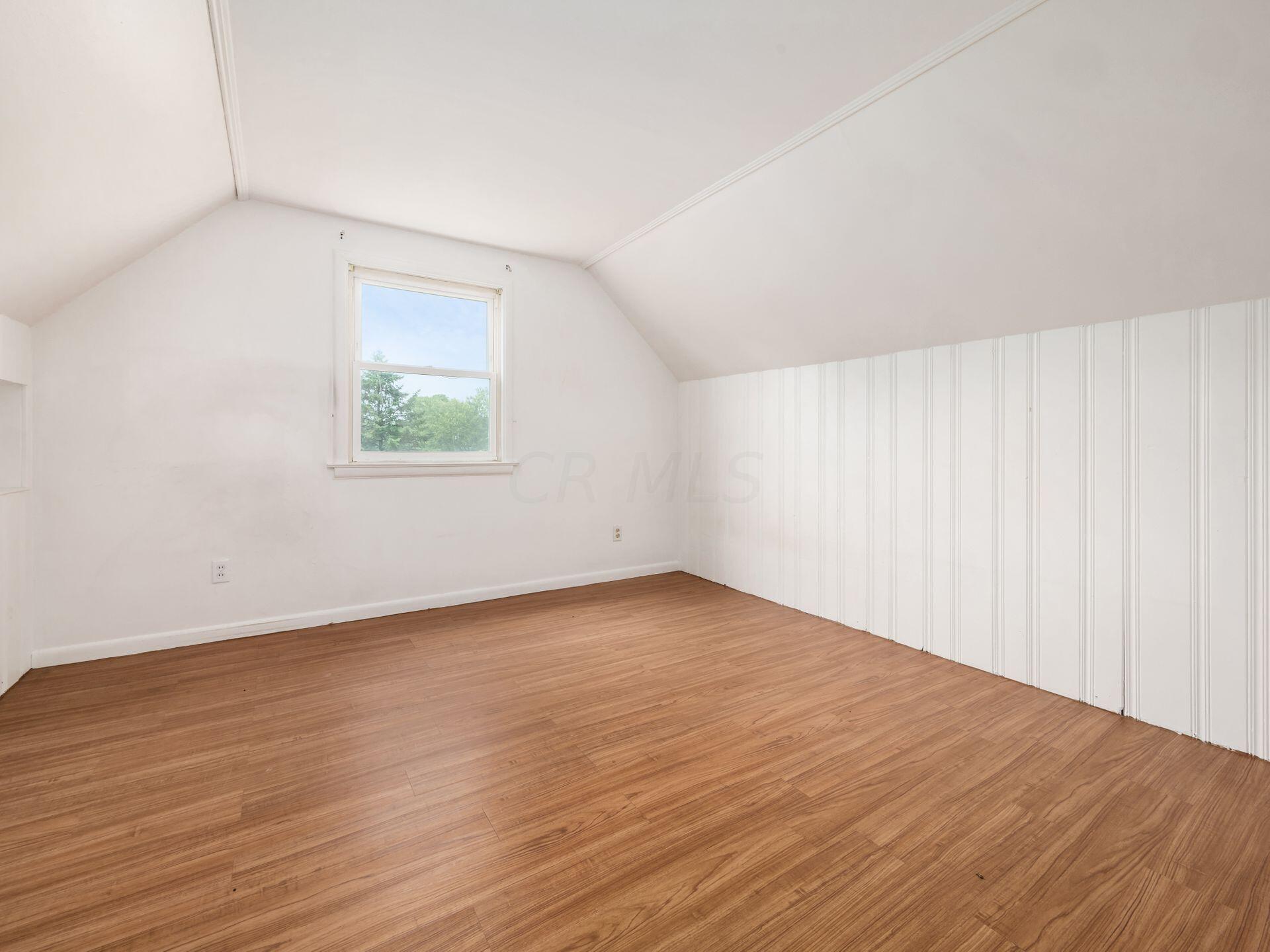 2265 Wickliffe Road Columbus, OH 43221 - Photo 31 of 53 2nd Floor Bedroom 1