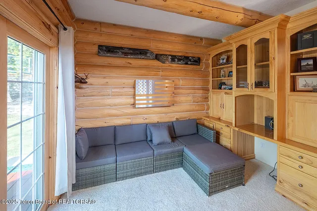 $3,200,000 | 244-245 Black Mountain Lane, Alpine, WY 83128