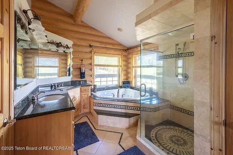 $3,200,000 | 244-245 Black Mountain Lane, Alpine, WY 83128