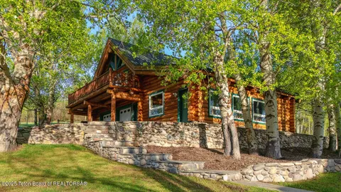 $3,200,000 | 244-245 Black Mountain Lane, Alpine, WY 83128