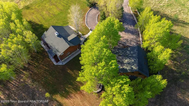 $3,200,000 | 244-245 Black Mountain Lane, Alpine, WY 83128