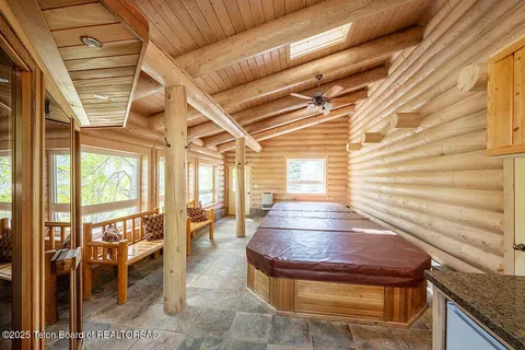 $3,200,000 | 244-245 Black Mountain Lane, Alpine, WY 83128