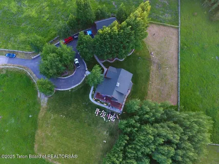 $3,200,000 | 244-245 Black Mountain Lane, Alpine, WY 83128