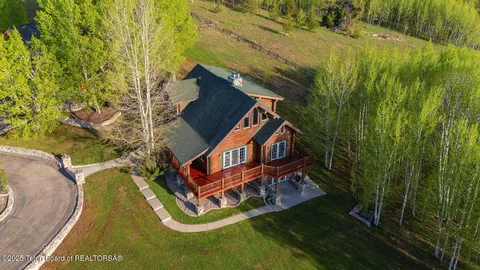 $3,200,000 | 244-245 Black Mountain Lane, Alpine, WY 83128
