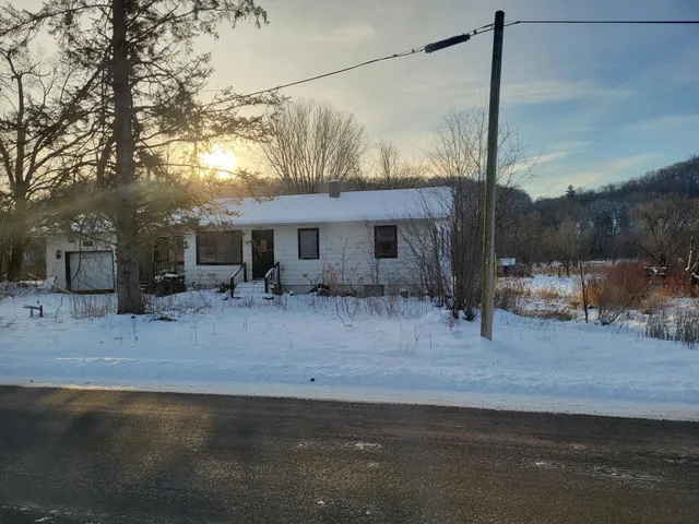 $70,000 | 22867 South Main Drive, Rollingstone, MN 55969