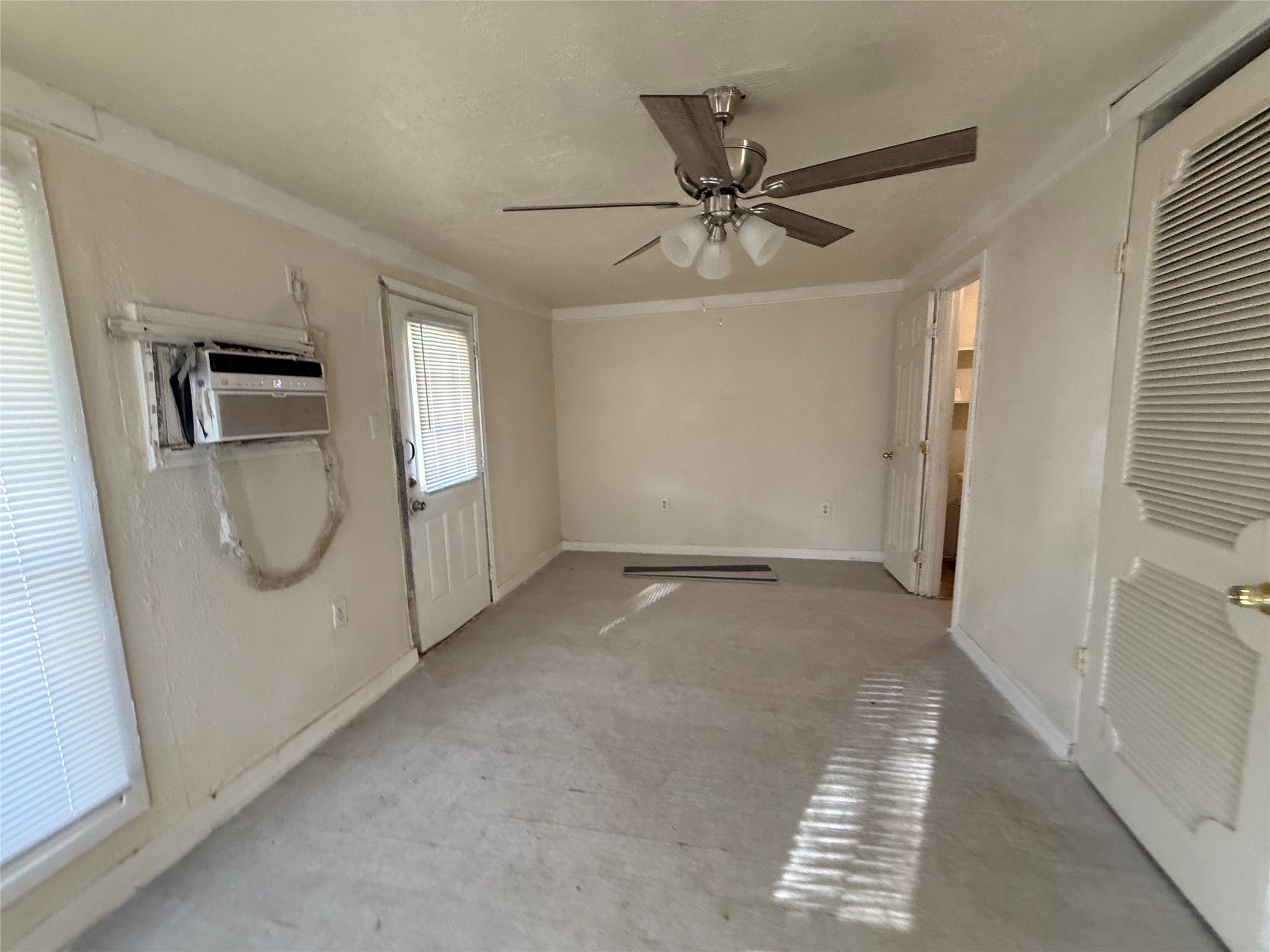 5501 Malmedy Road Houston, TX 77033 - Photo 12 of 20 Gallery Image 12