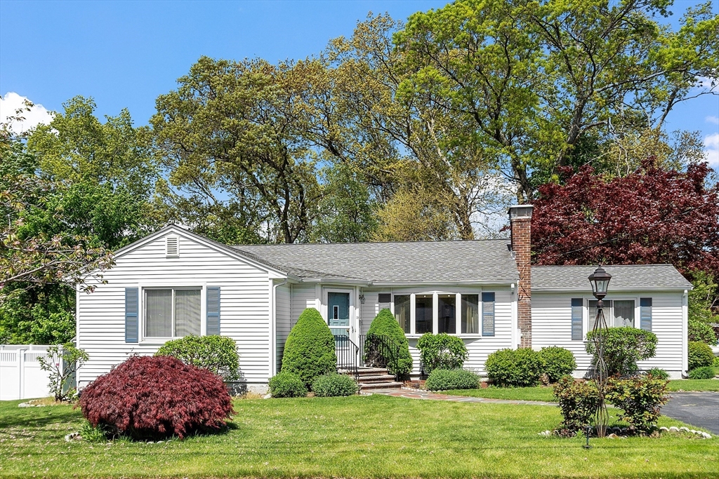 19 Evans Road Stoneham, MA 02180 - Photo 1 of 41 Gallery Image 1