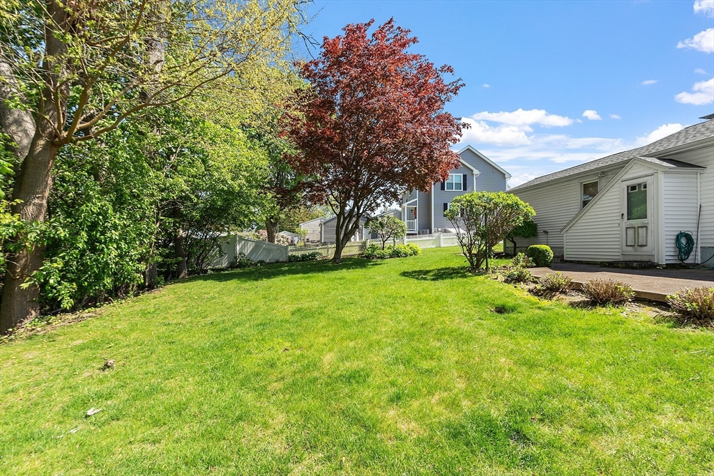 19 Evans Road Stoneham, MA 02180 - Photo 11 of 41 Gallery Image 11