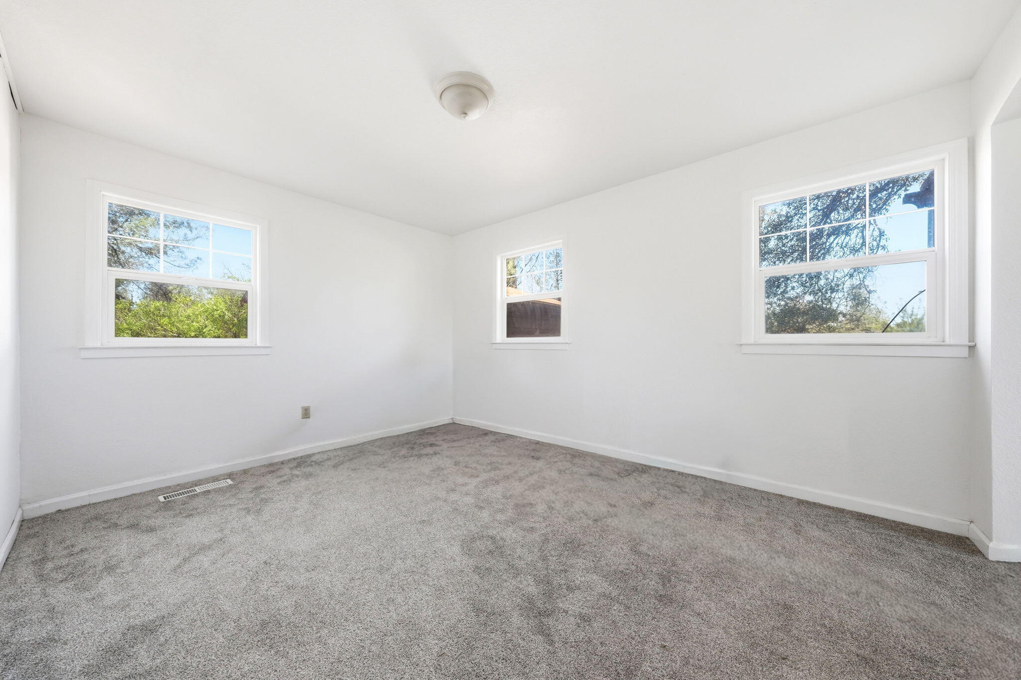16533 Blue Horse Road Anderson, CA 96007 - Photo 16 of 76 15-web-or-mls-IMG-15