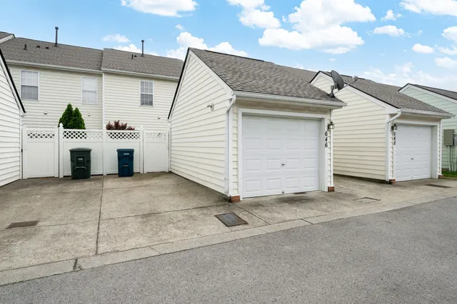 $335,000 | 646 St Jules Lane, Nashville, TN 37211