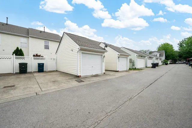 $335,000 | 646 St Jules Lane, Nashville, TN 37211