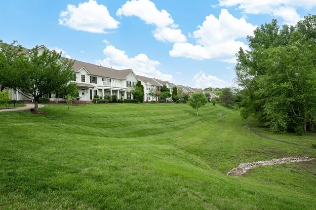 $335,000 | 646 St Jules Lane, Nashville, TN 37211