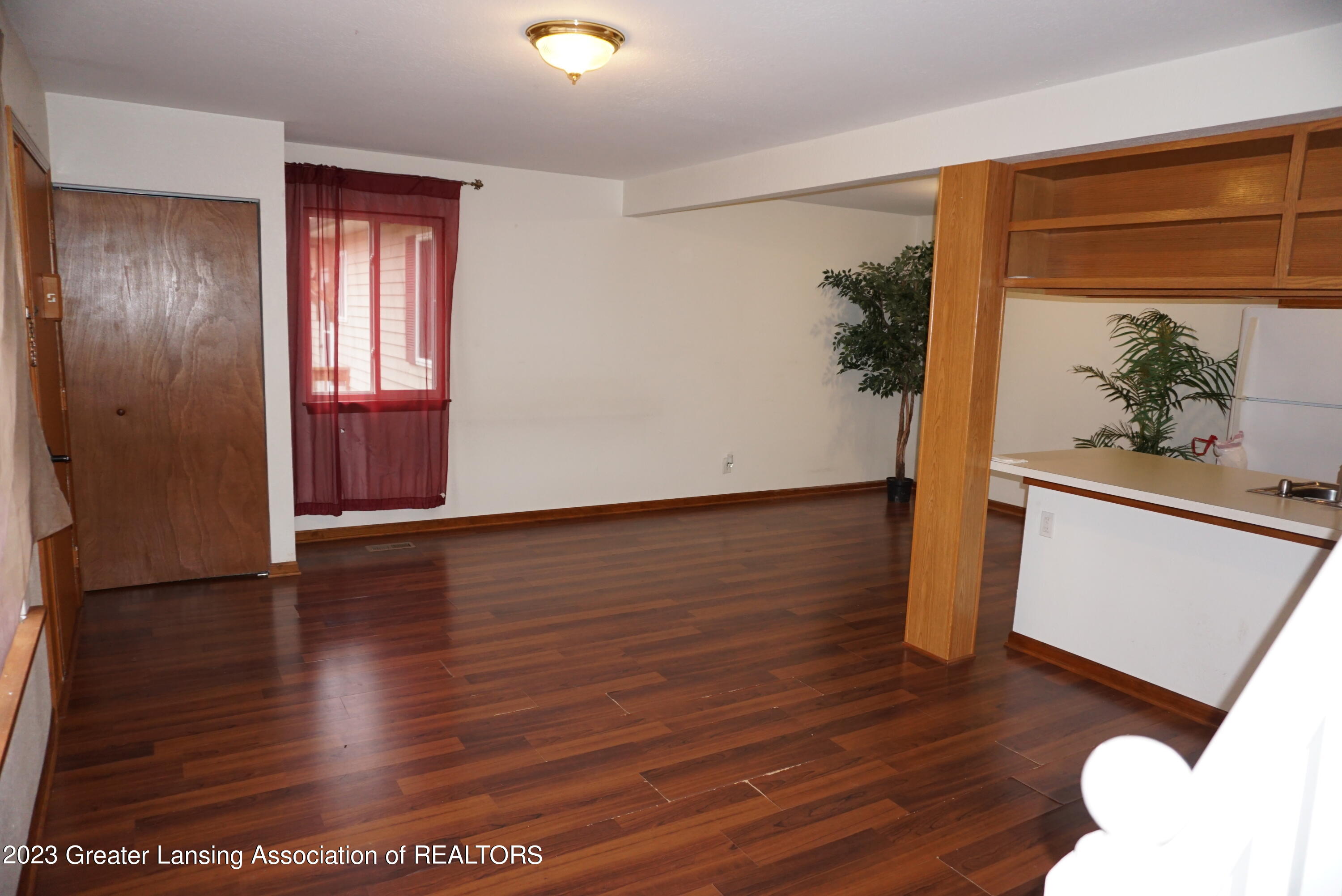 3922 Hunters Ridge Drive, Unit 4 Lansing, MI 48911 - Photo 3 of 23 DSC00720