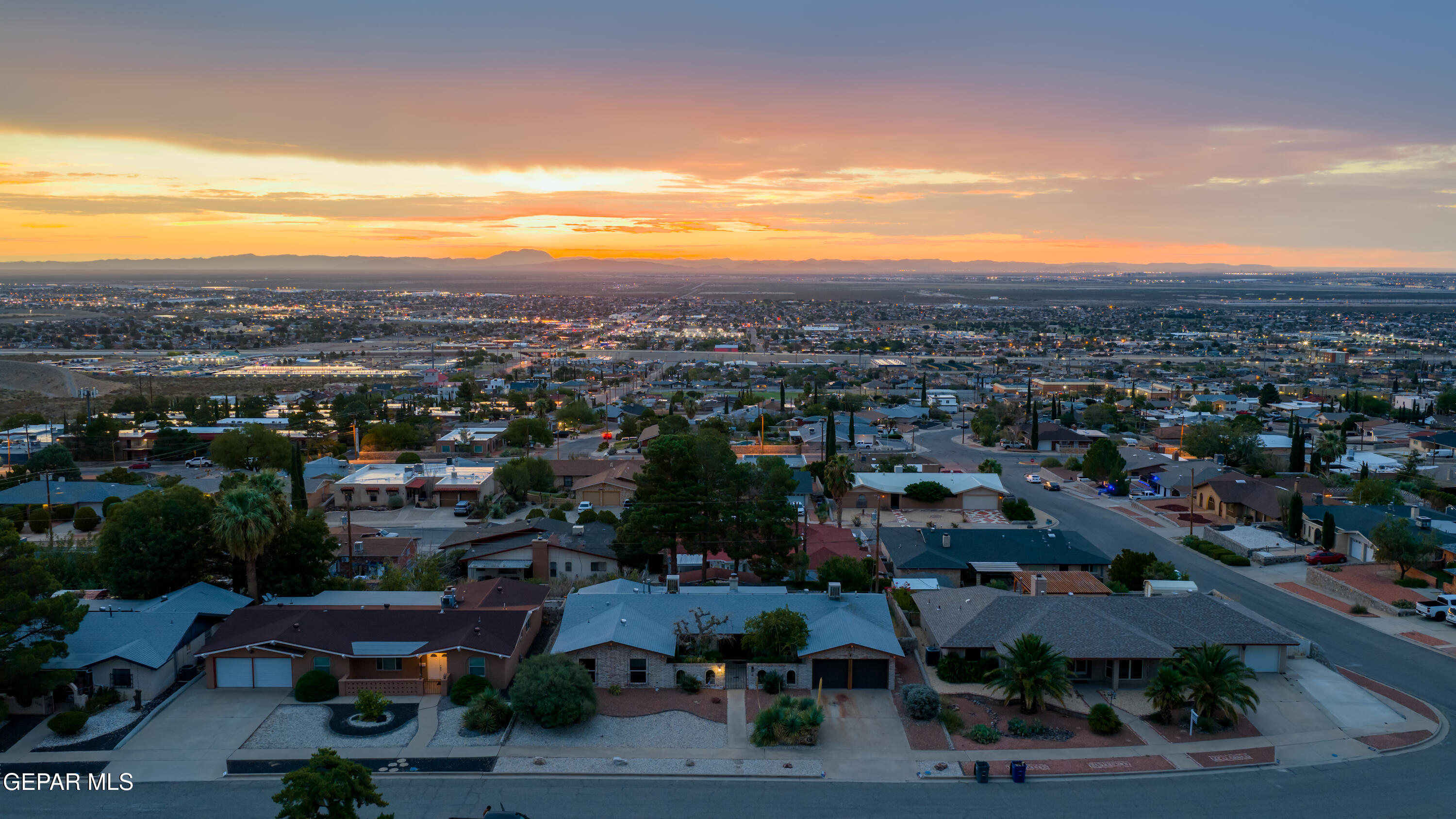 9002 Rancich Street El Paso, TX 79904 - Photo 38 of 38 116-9002 Rancich DRONES -35