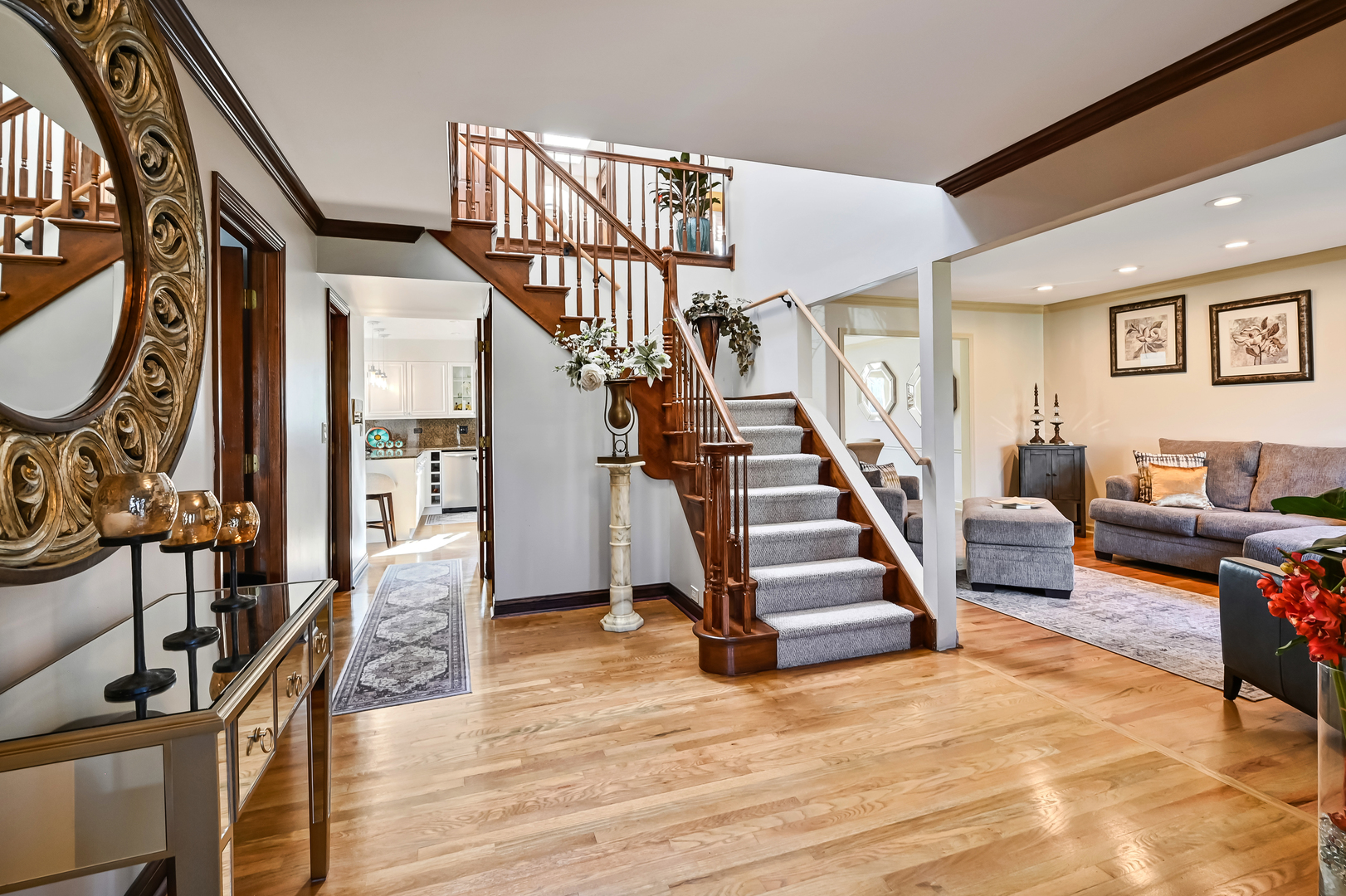 1435 Tomlin Drive Burr Ridge, IL 60527 - Photo 4 of 41 a view of entryway and hall with wooden floor