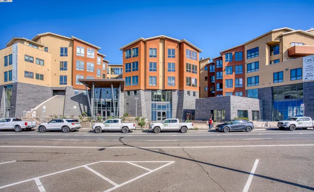 $1,550,000 | 3535 Wawona Street, Unit 431, San Francisco, CA 94116