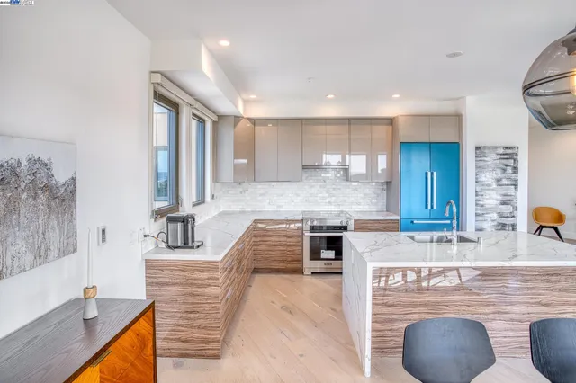 $1,550,000 | 3535 Wawona Street, Unit 431, San Francisco, CA 94116