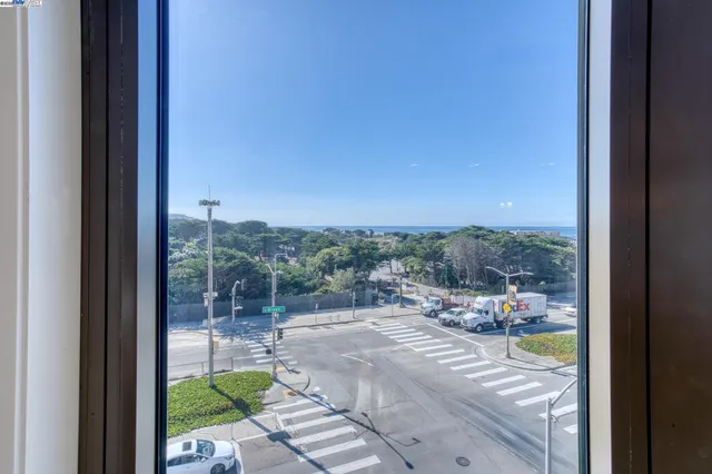 $1,550,000 | 3535 Wawona Street, Unit 431, San Francisco, CA 94116