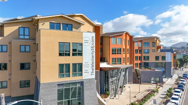 $1,550,000 | 3535 Wawona Street, Unit 431, San Francisco, CA 94116