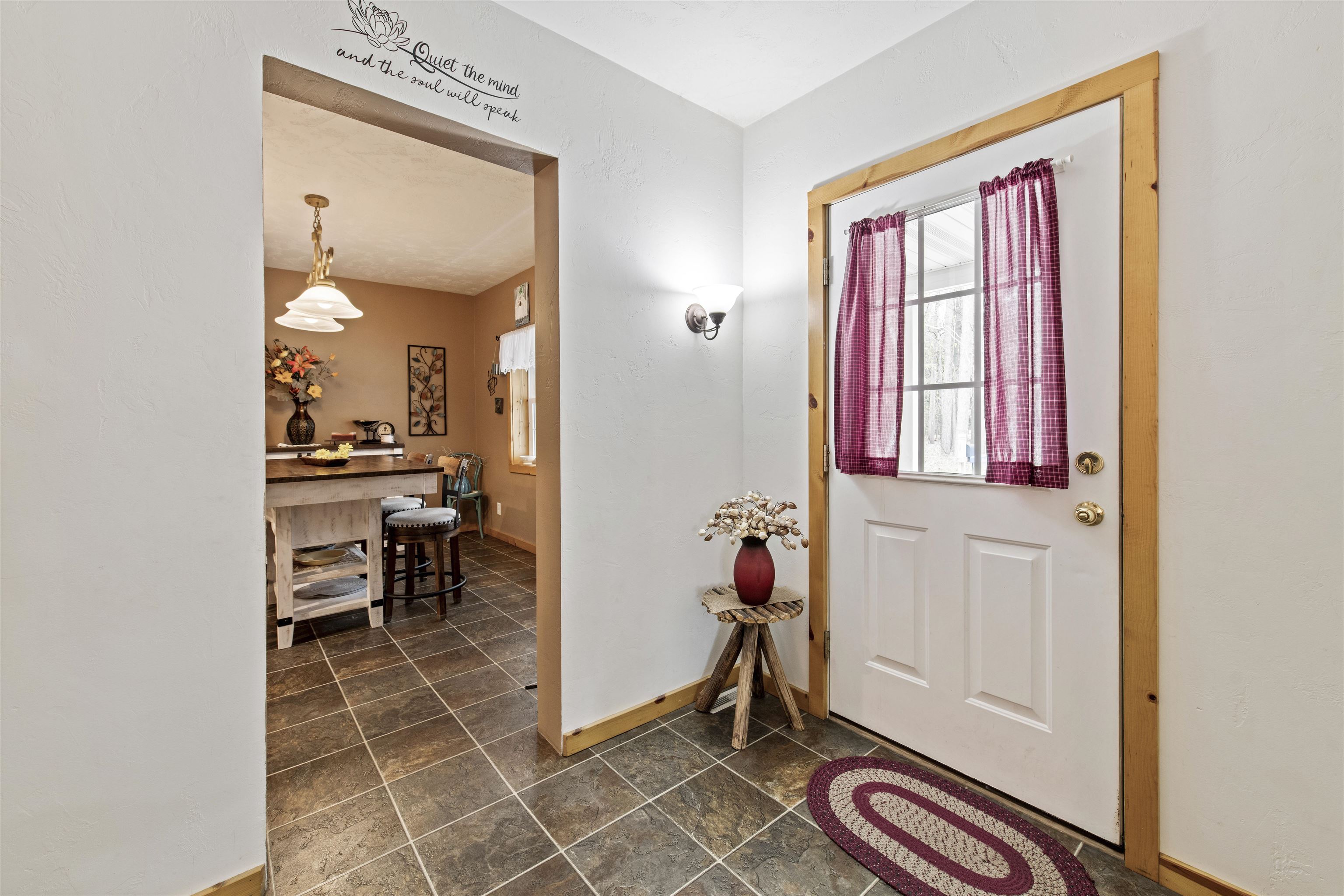 2591 Redpath Drive Marinette, WI 54143 - Photo 4 of 61