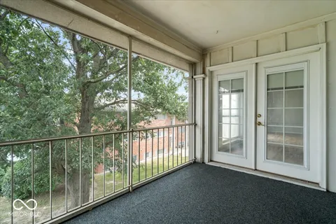$112,000 | 5022 Allisonville Road, Unit E, Indianapolis, IN 46205