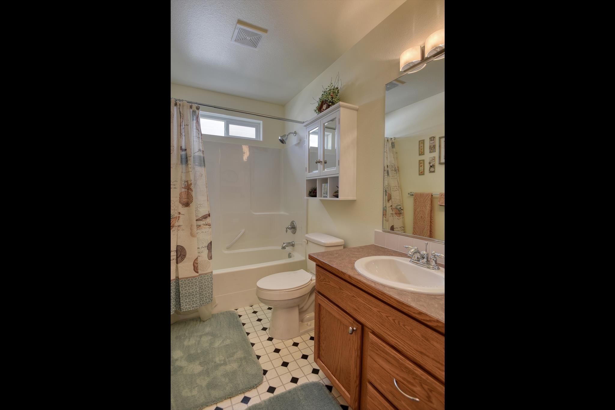 403 South Lone Tree Road Spokane Valley, WA 99016 - Photo 22 of 35