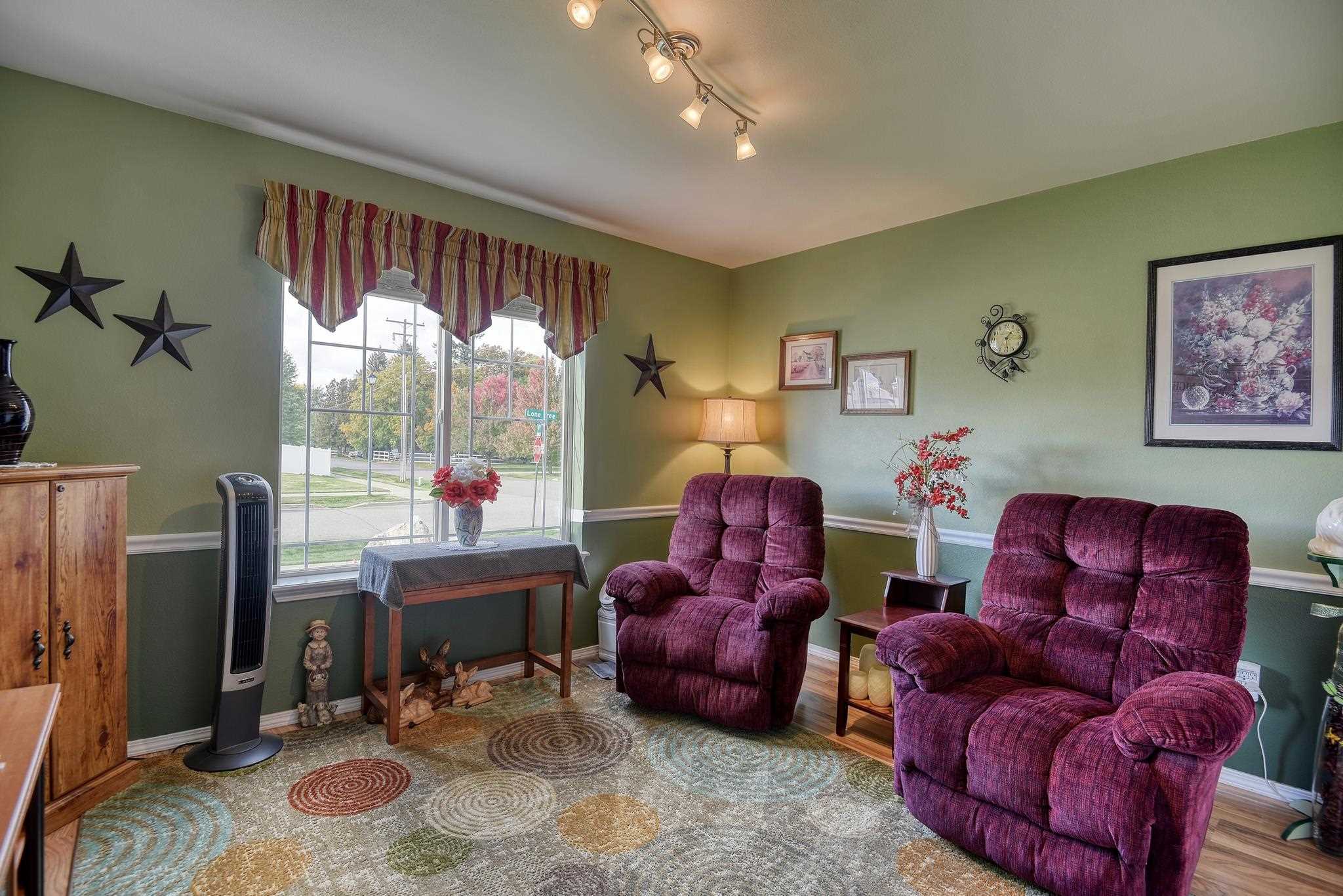 403 South Lone Tree Road Spokane Valley, WA 99016 - Photo 7 of 35