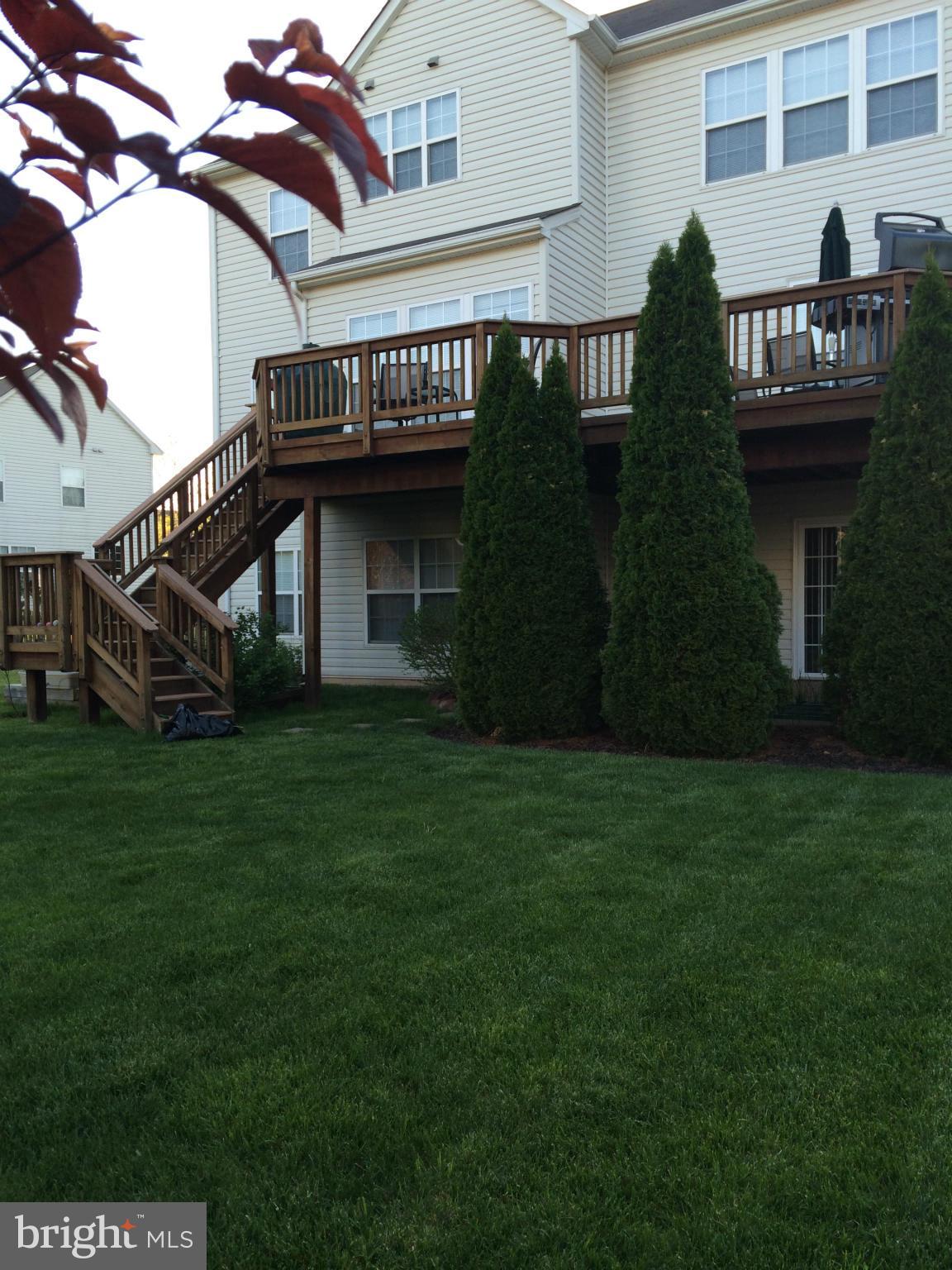 18248 Mill Spring Court Leesburg, VA 20176 - Photo 27 of 28 Exterior (Rear)