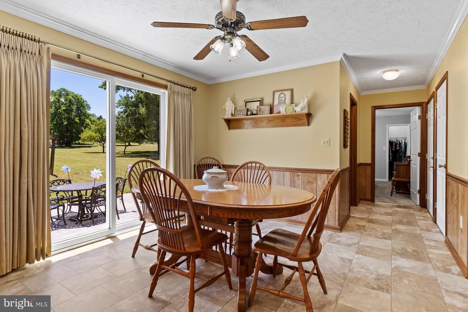 65 Walnut Dale Road Shippensburg, PA 17257 - Photo 11 of 32 Dining