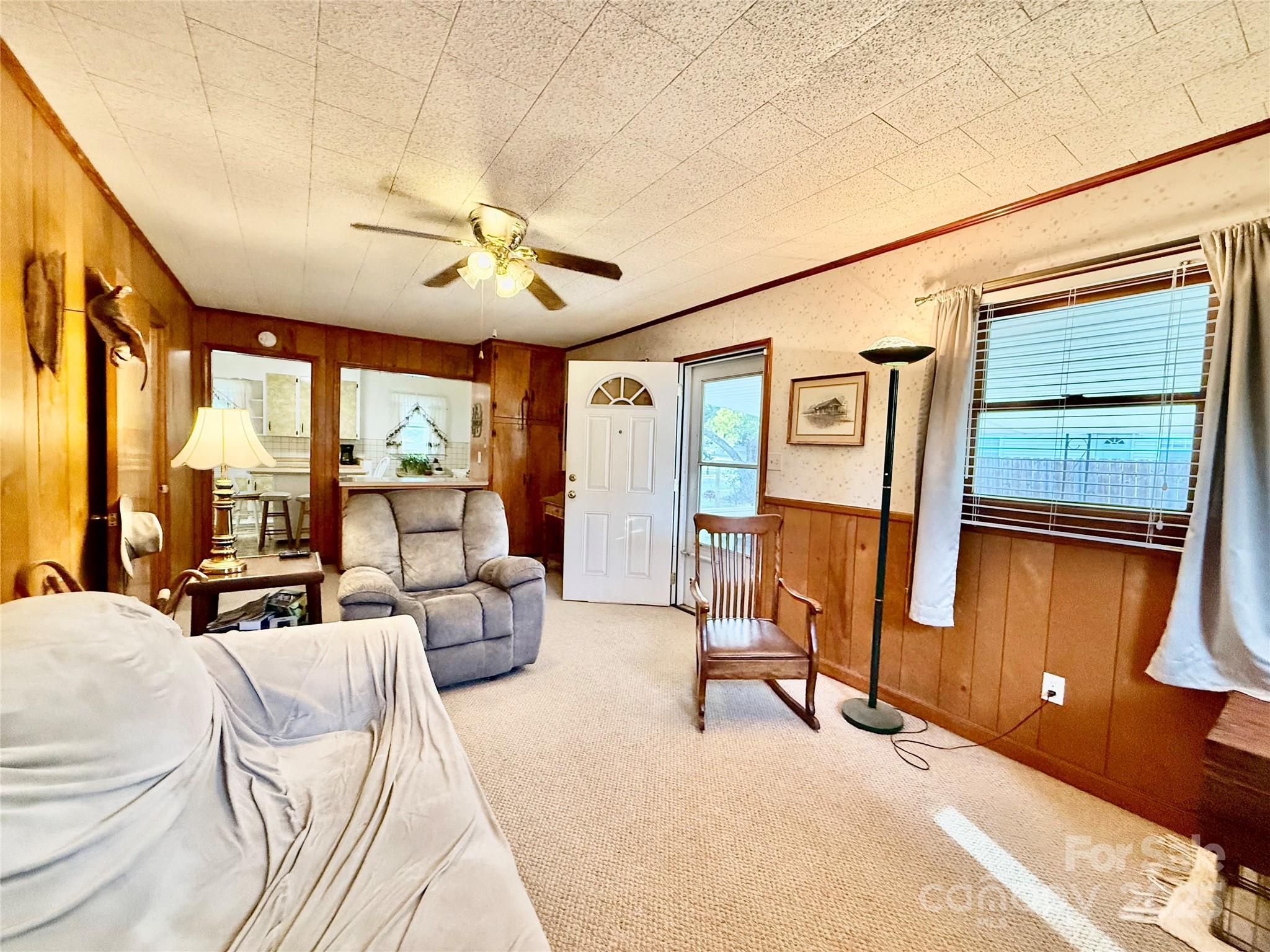 103 Magnolia Avenue Great Falls, SC 29055 - Photo 3 of 22 a bedroom with furniture and a window