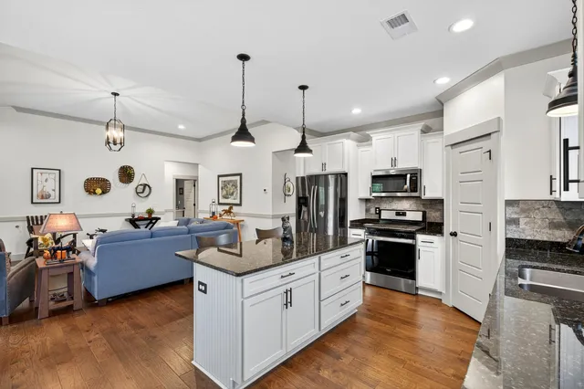 $415,000 | 105 Broadmar Farms Court, Greer, SC 29651