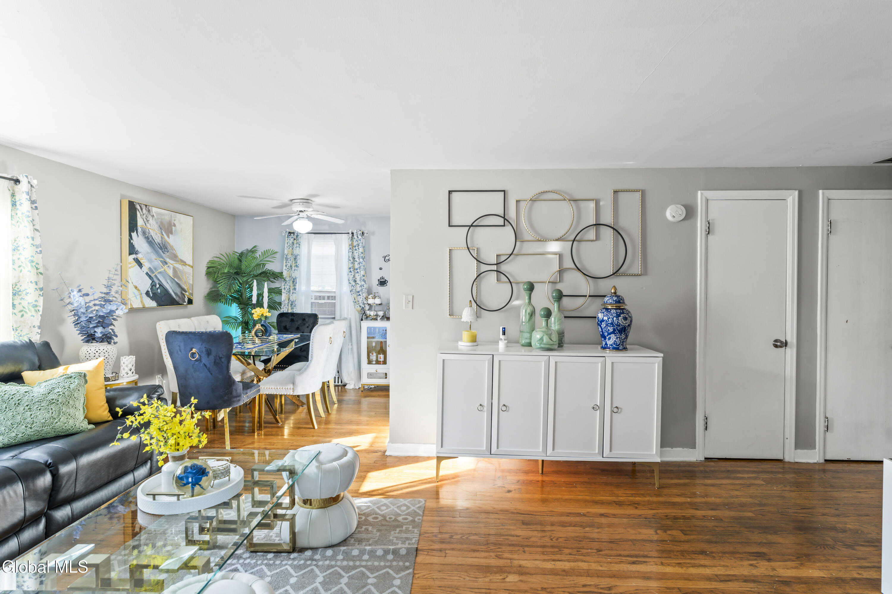 321 Hackett Boulevard, Unit 2 Albany, NY 12208 - Photo 7 of 26 DSC06507