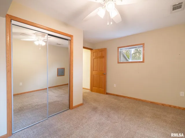 $68,000 | 2221 West Tripp Avenue, Peoria, IL 61604