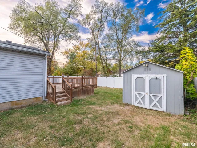 $68,000 | 2221 West Tripp Avenue, Peoria, IL 61604