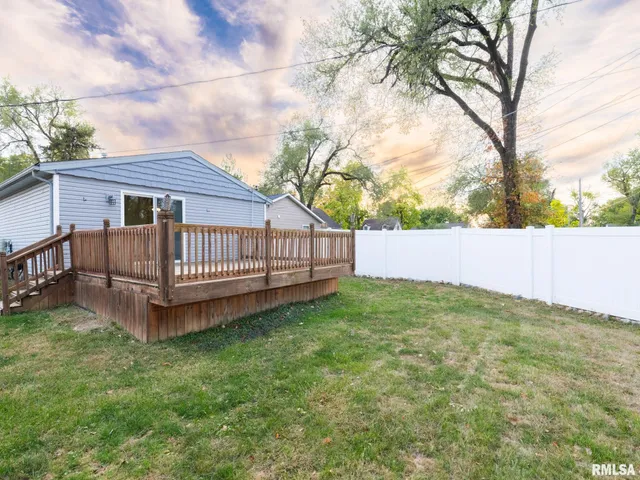 $68,000 | 2221 West Tripp Avenue, Peoria, IL 61604