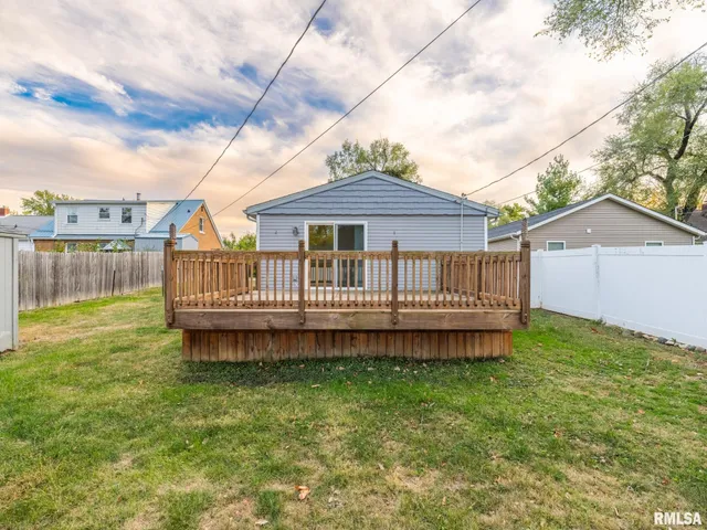 $68,000 | 2221 West Tripp Avenue, Peoria, IL 61604