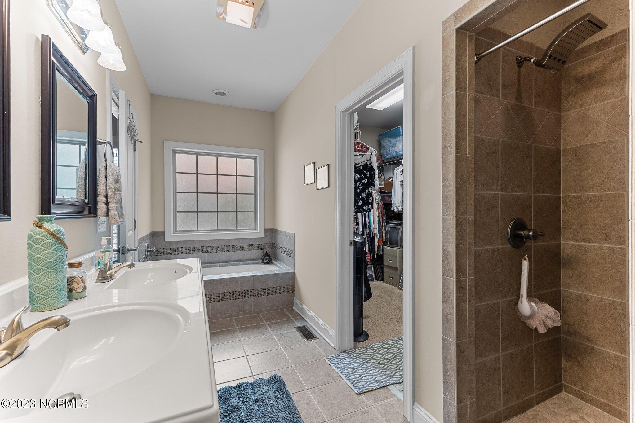 20 Lake Hills Road Pinehurst, NC 28374 - Photo 22 of 42 Master Bathroom