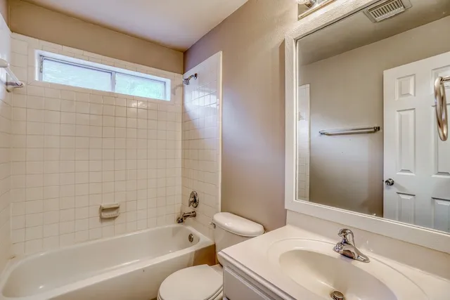 $1,995 | 9702 Winter Bloom Lane, Houston, TX 77088