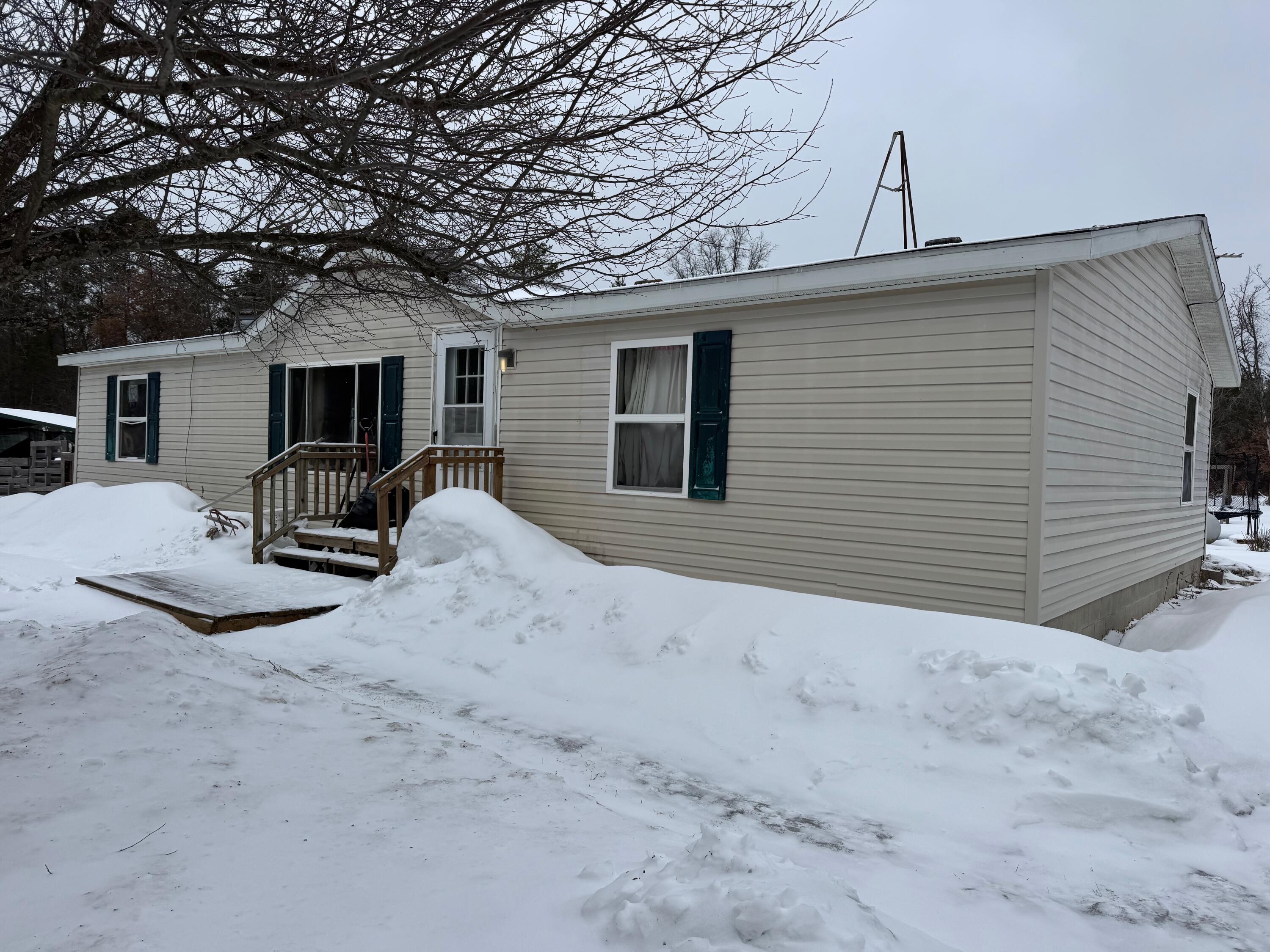 890 West 11 Mile Road Irons, MI 49644 - Photo 27 of 27 IMG_2230