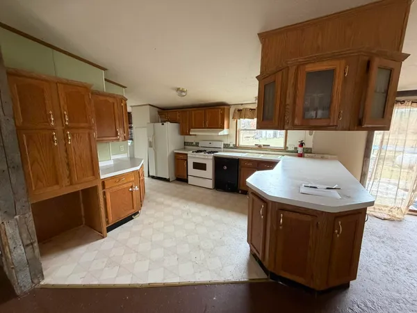 $139,900 | 890 West 11 Mile Road, Irons, MI 49644