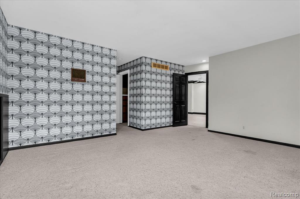 1940 Oak Pointe Drive Rochester Hills, MI 48306 - Photo 22 of 42